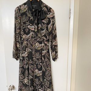 Banana Republic Neck tie Floral Maxi